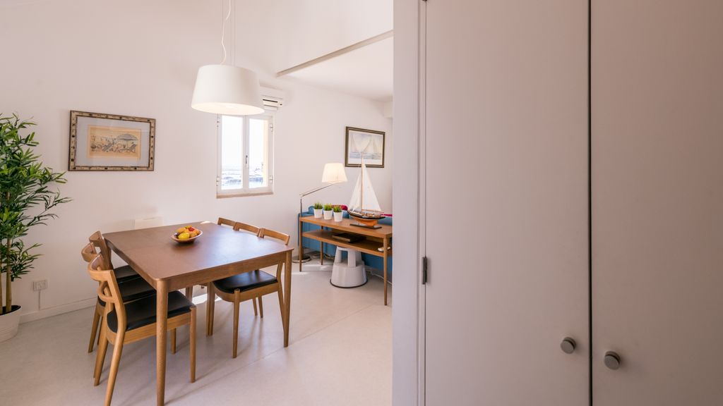 Marina 2BD Duplex by LovelyStay