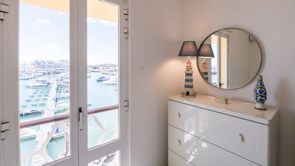 Marina 2BD Duplex by LovelyStay