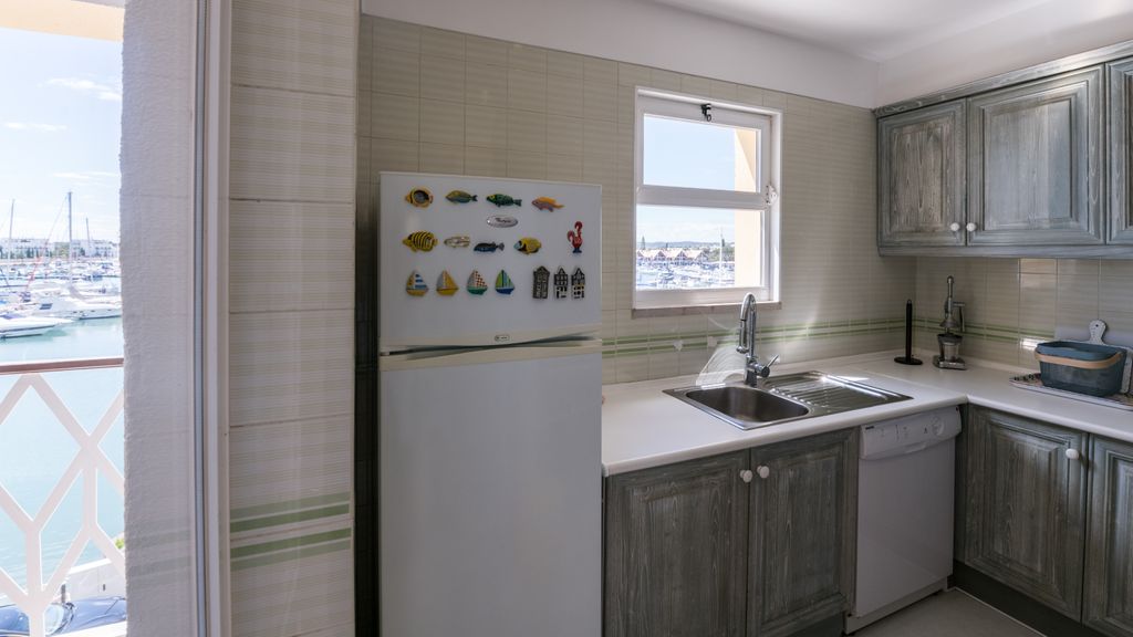 Marina 2BD Duplex by LovelyStay