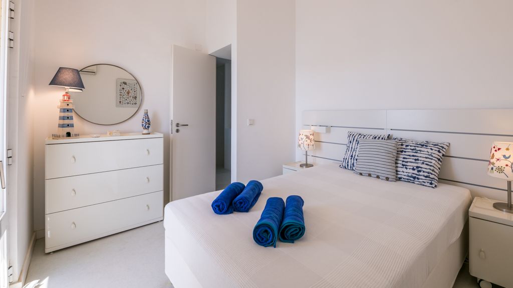 Marina 2BD Duplex by LovelyStay