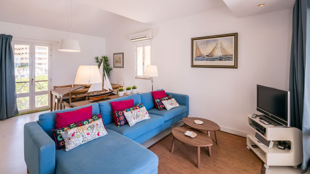 Marina 2BD Duplex by LovelyStay