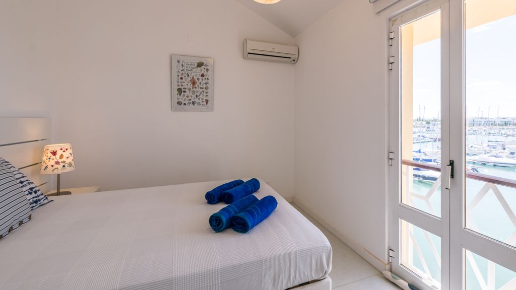 Marina 2BD Duplex by LovelyStay