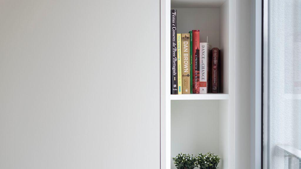 Modern Loft w/Gym & Parking near CBD by LovelyStay