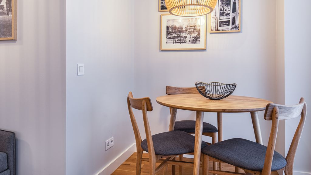 Upscale & Trendy flat in the Center by LovelyStay