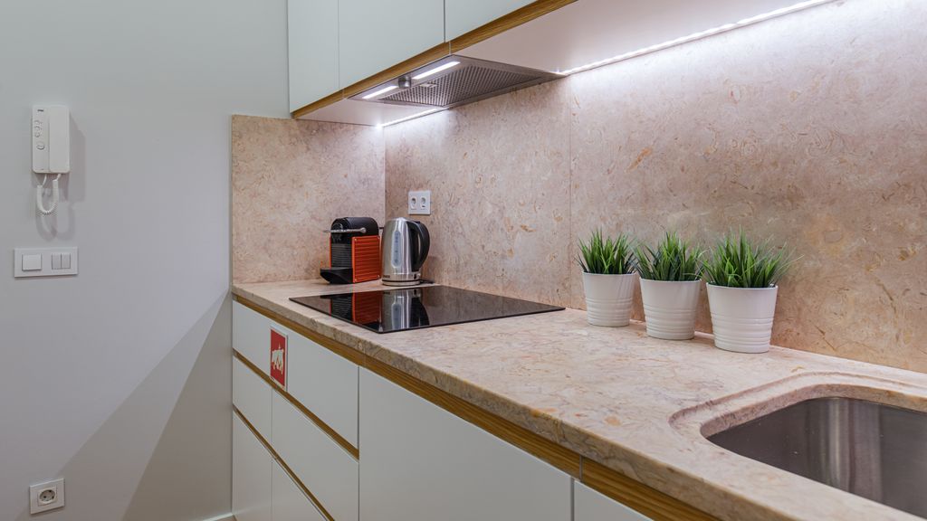 Upscale & Modern 2BDR Apartment by LovelyStay