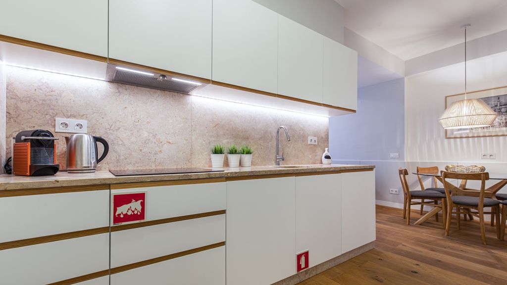 Upscale & Modern 2BDR Apartment by LovelyStay