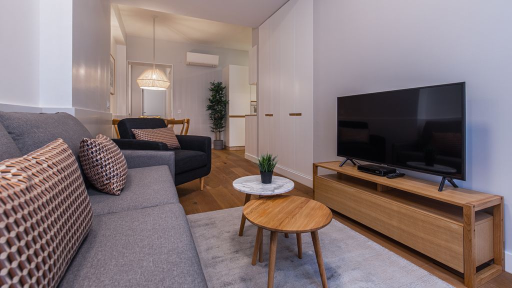 Upscale & Modern 2BDR Apartment by LovelyStay