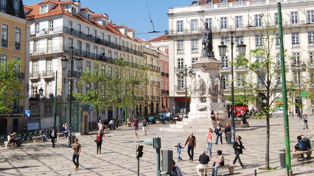 Typical Bairro Alto Apartment Lisbon