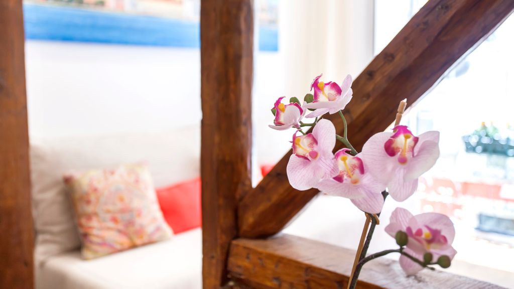 Typical Bairro Alto Apartment Lisbon