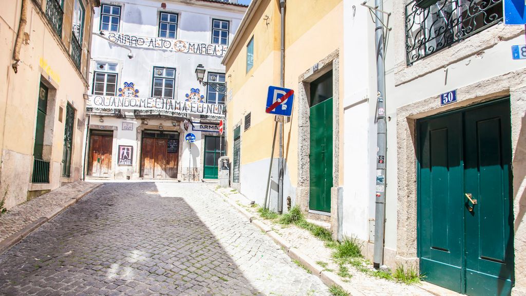 Typical Bairro Alto Apartment Lisbon
