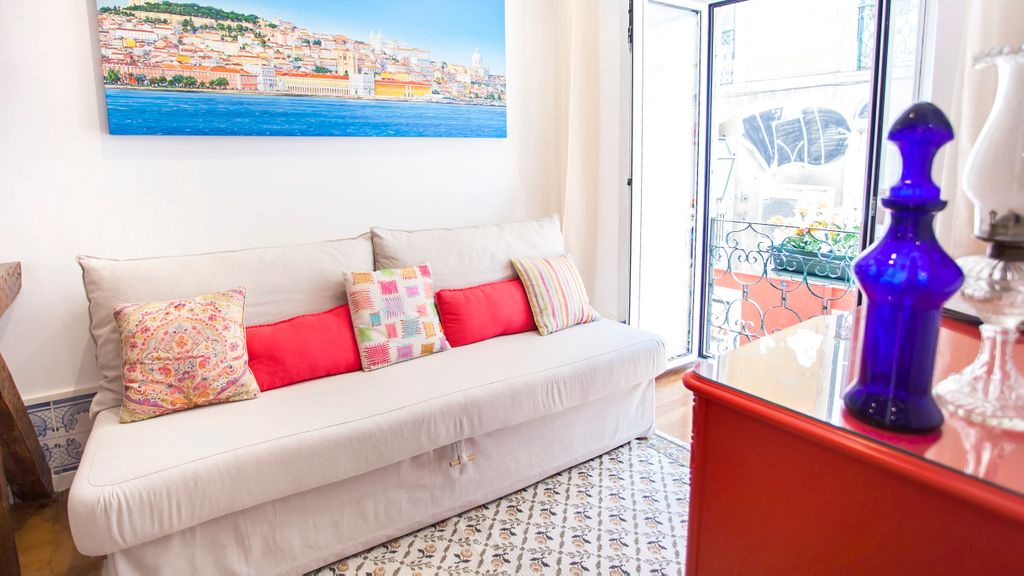 Typical Bairro Alto Apartment Lisbon
