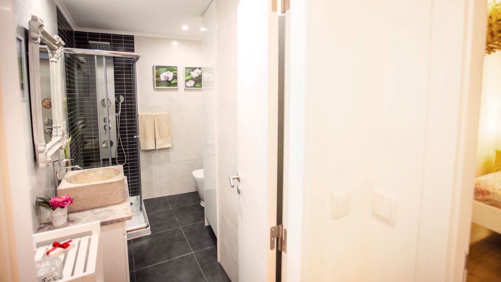 Typical Bairro Alto Apartment Lisbon