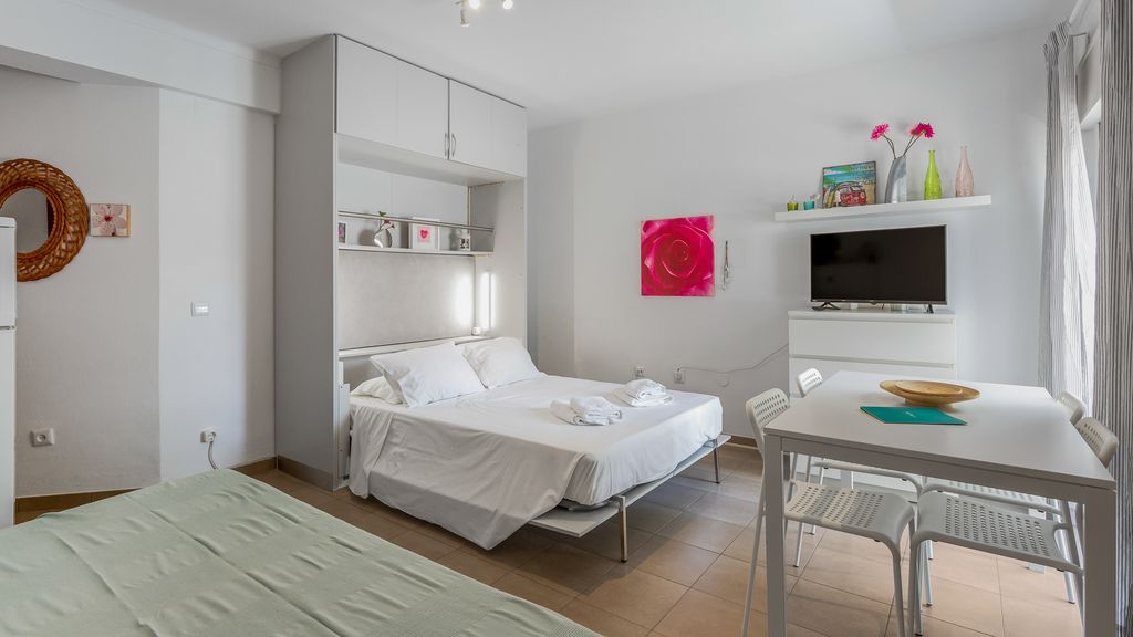 Sweet Algarvian Escape by LovelyStay