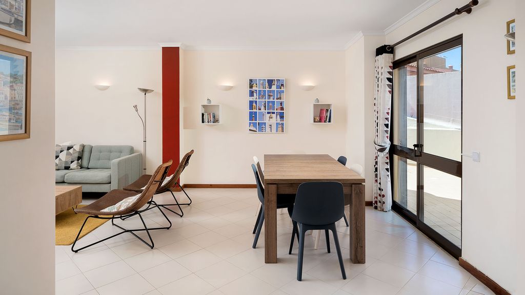 Bela Vista 3BDR Penthouse w/ Pool by LovelyStay