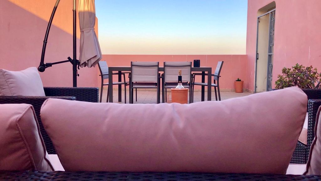 Bela Vista 3BDR Penthouse w/ Pool by LovelyStay