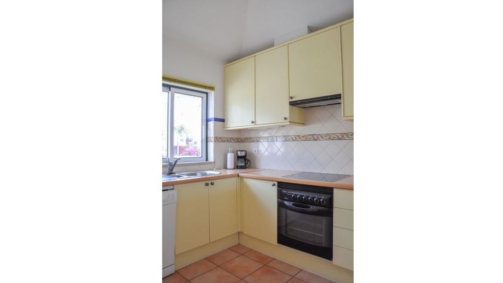 2BR  Duplex Townhouse w/Pool by LovelyStay