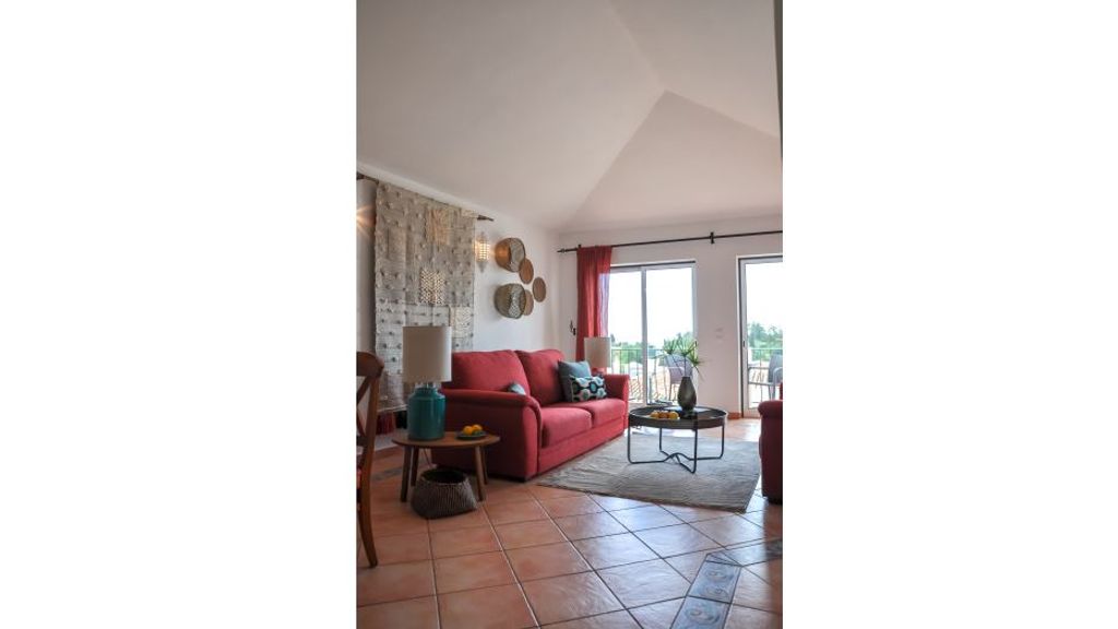 2BR  Duplex Townhouse w/Pool by LovelyStay