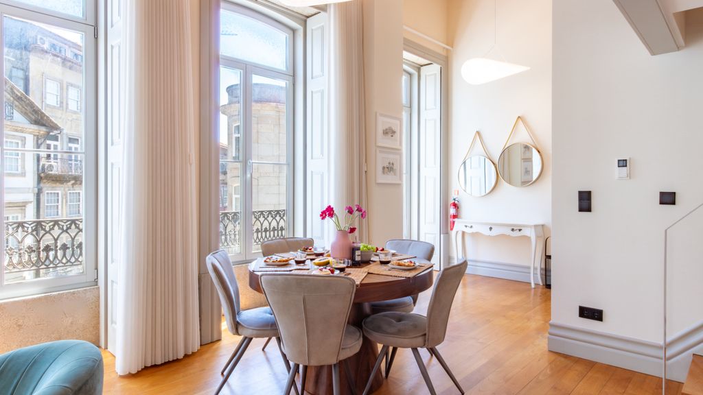 Luxurious Duplex with Unique View by LovelyStay