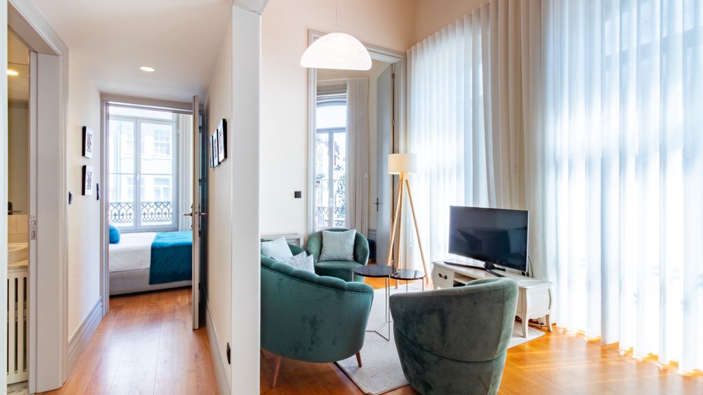 Luxurious Duplex with Unique View by LovelyStay
