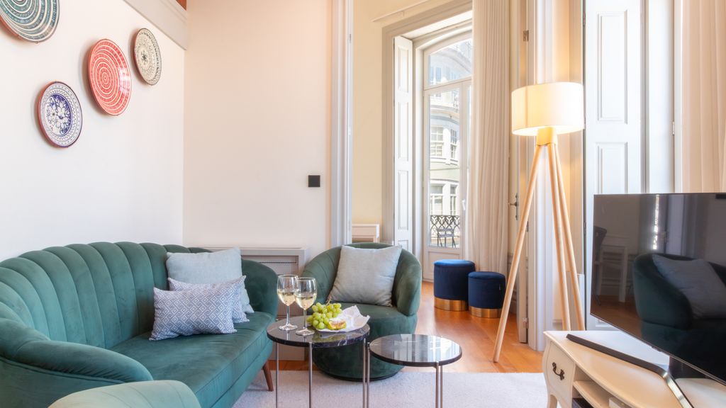Luxurious Duplex with Unique View by LovelyStay