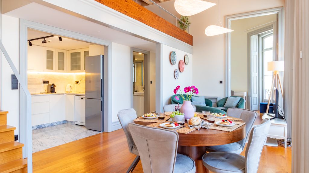 Luxurious Duplex with Unique View by LovelyStay