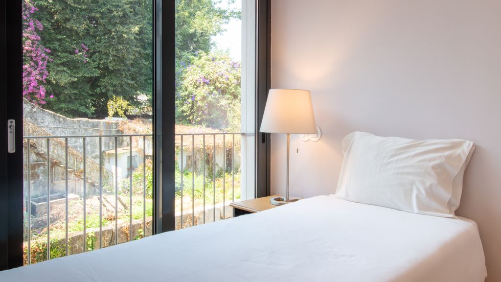 Primrose Deluxe 2BR w/ Parking by LovelyStay
