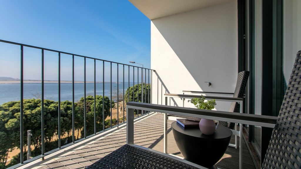 Luxury 2BR Duplex in Foz Porto by LovelyStay