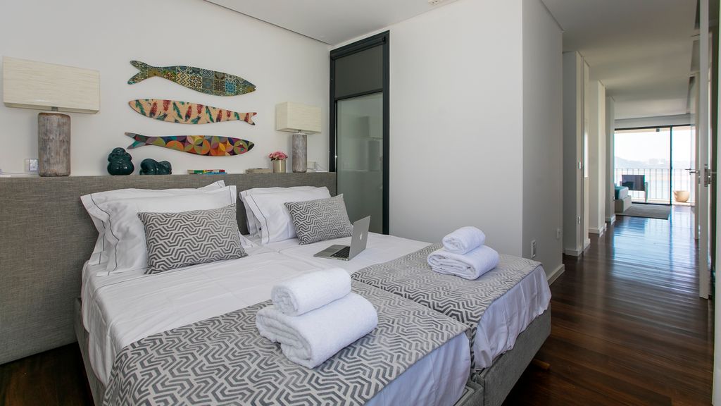 Luxury 2BR Duplex in Foz Porto by LovelyStay