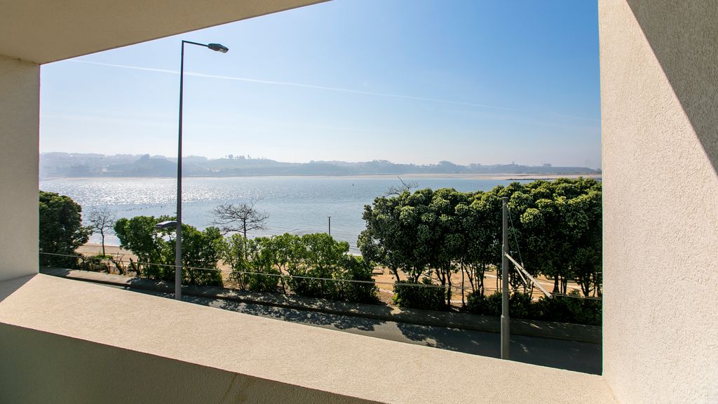 Luxury 2BR Duplex in Foz Porto by LovelyStay
