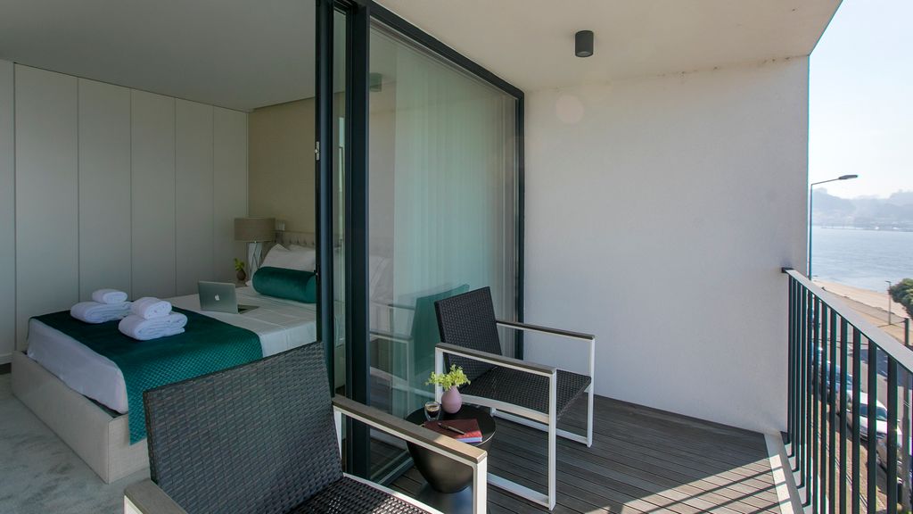 Luxury 2BR Duplex in Foz Porto by LovelyStay