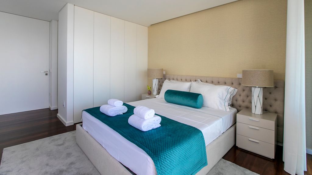 Luxury 2BR Duplex in Foz Porto by LovelyStay