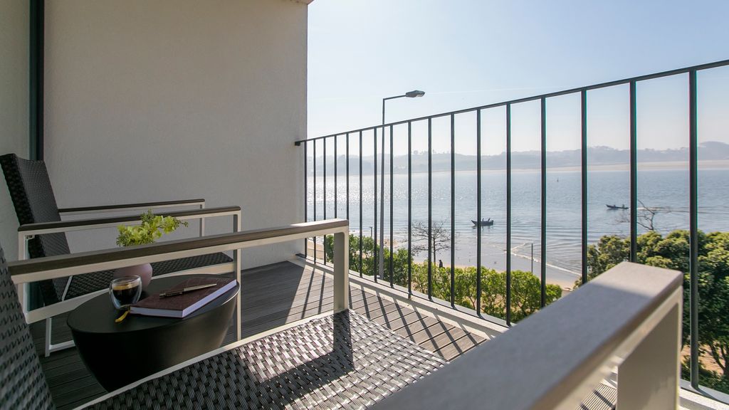 Luxury 2BR Duplex in Foz Porto by LovelyStay