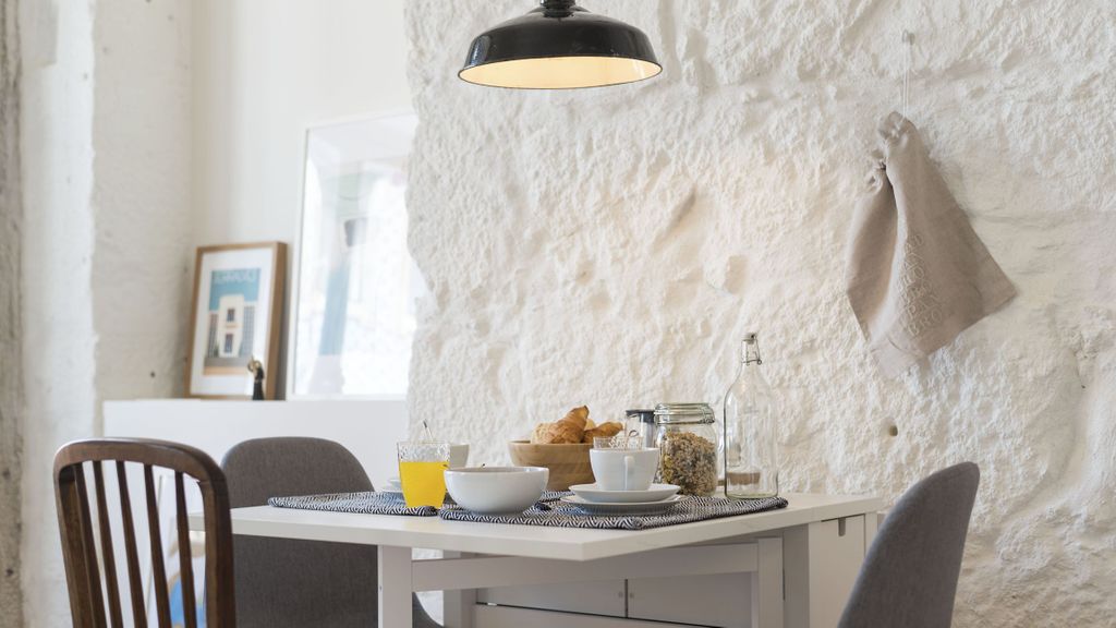 Cativo Mezzanine Studio by LovelyStay