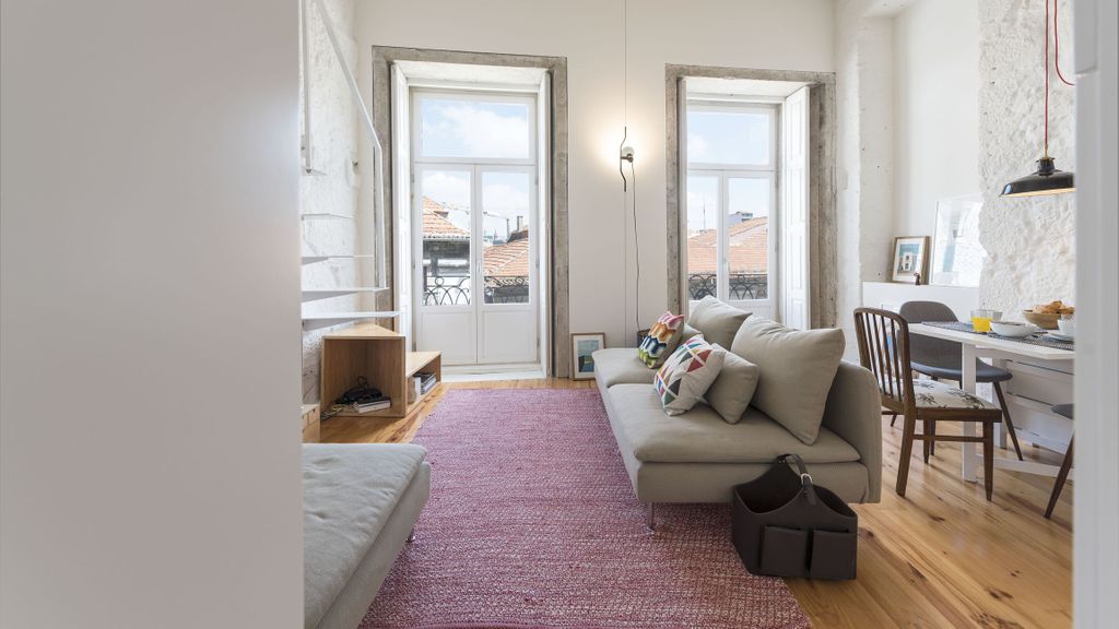 Cativo Mezzanine Studio by LovelyStay
