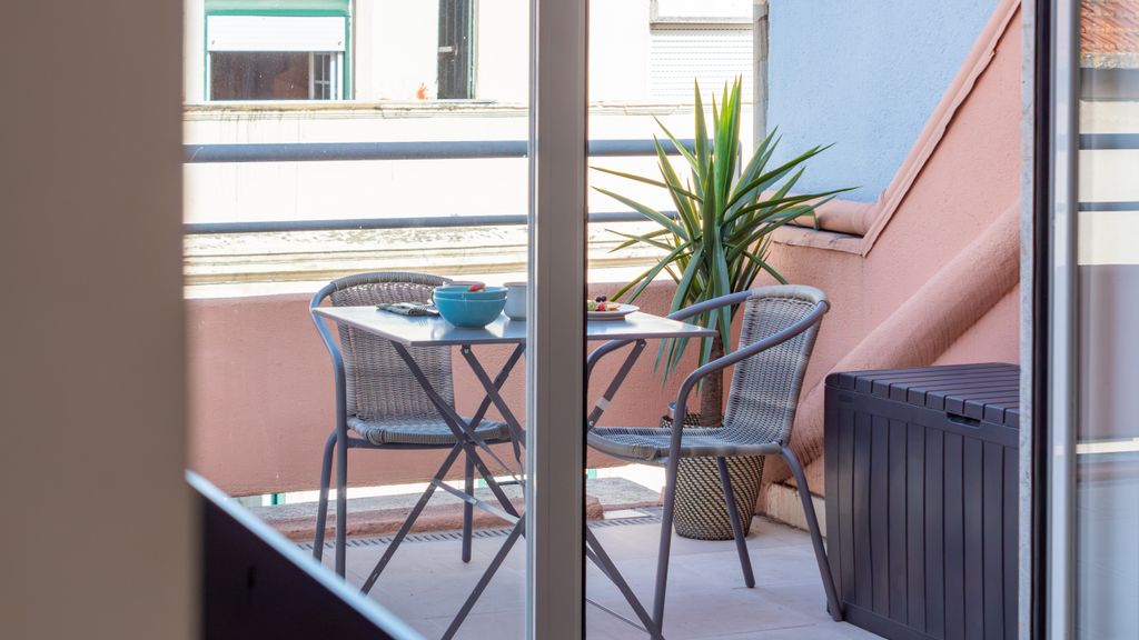 Sunny 1BDR Apartment W/Terrace by LovelyStay
