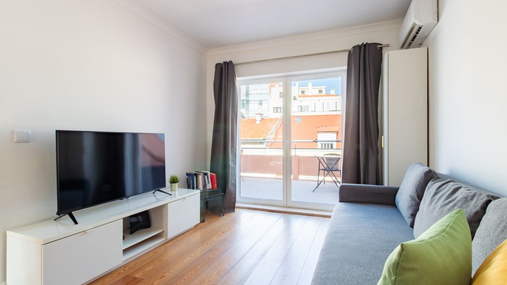 Sunny 1BDR Apartment W/Terrace by LovelyStay