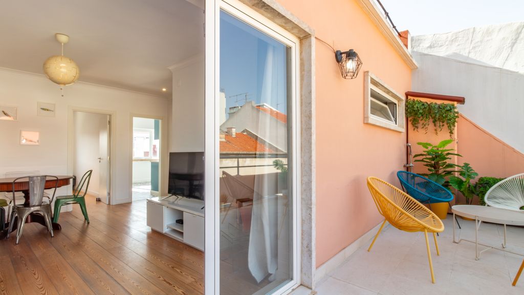 Sunny 1BDR Apartment W/Terrace by LovelyStay