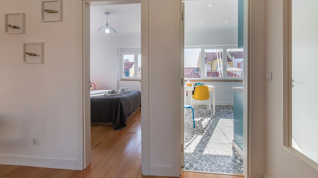 Sunny 1BDR Apartment W/Terrace by LovelyStay