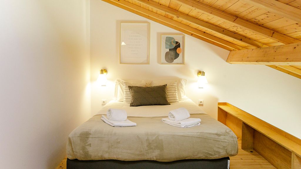Vila Burgães - Casa 5 by LovelyStay