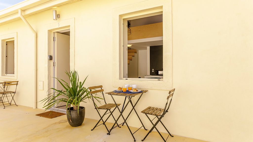 Vila Burgães - Casa 5 by LovelyStay