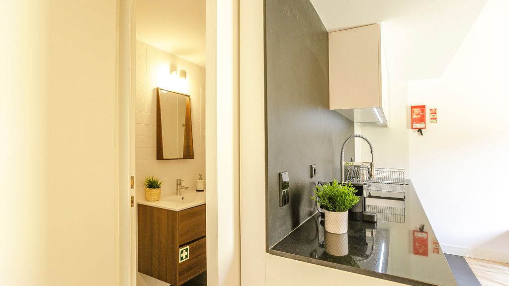 Vila Burgães - Casa 4 by LovelyStay