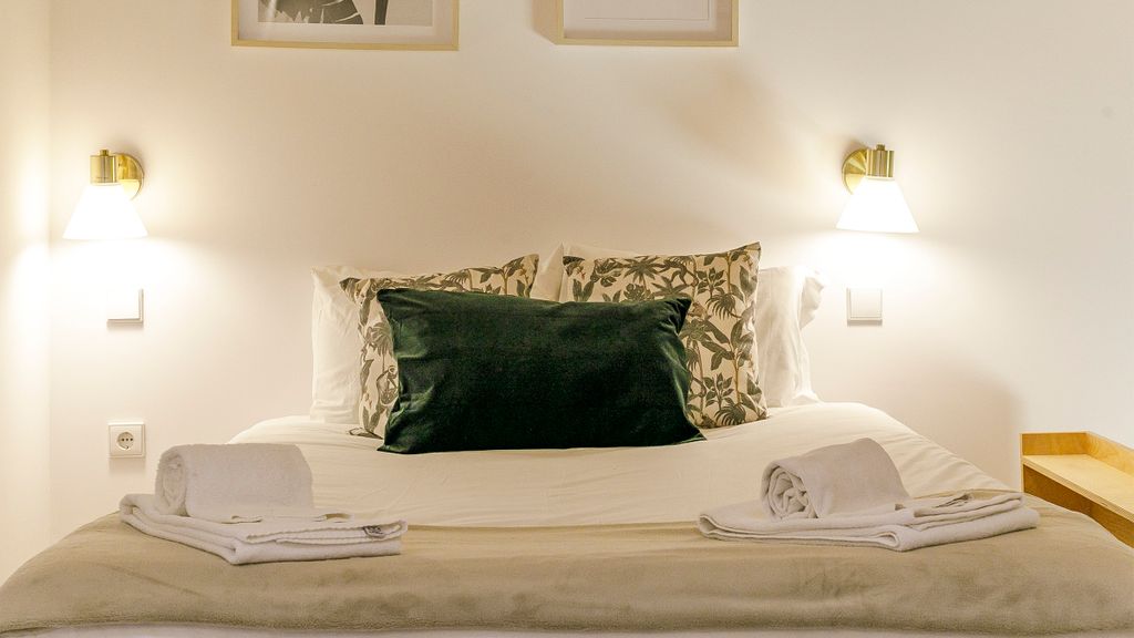Vila Burgães - Casa 4 by LovelyStay