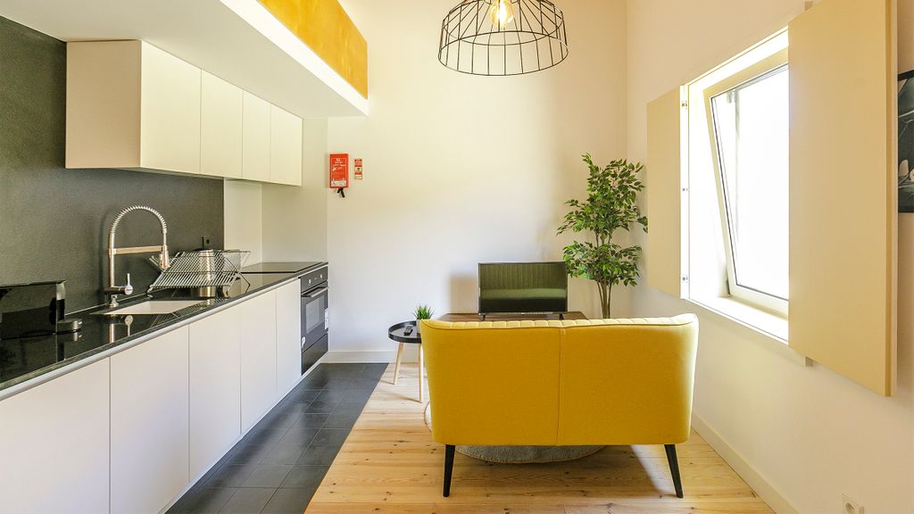 Vila Burgães - Casa 4 by LovelyStay
