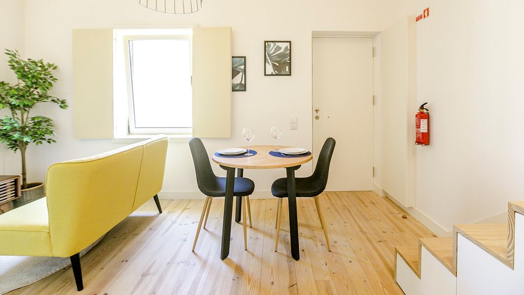 Vila Burgães - Casa 4 by LovelyStay