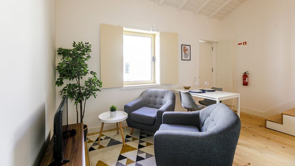 Vila Burgães - Casa 3 by LovelyStay