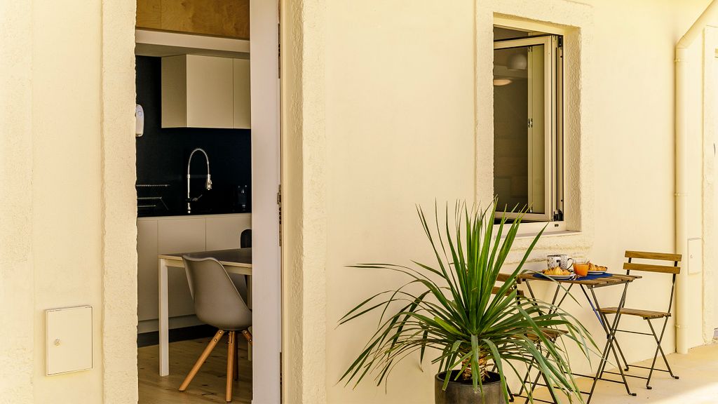 Vila Burgães - Casa 3 by LovelyStay