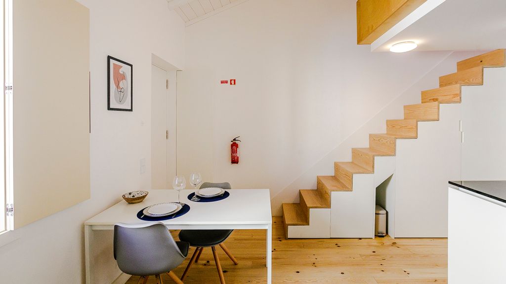 Vila Burgães - Casa 3 by LovelyStay