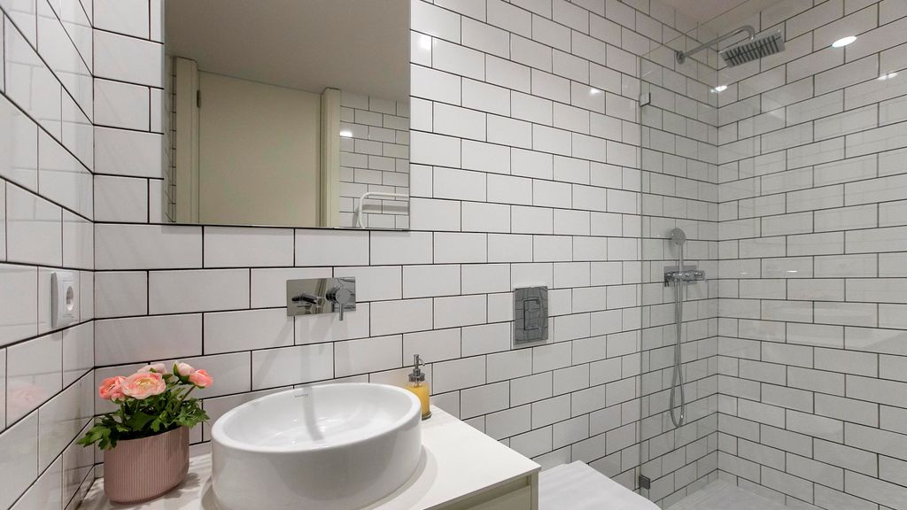 Duques 2BDR w/AC near historic town by LovelyStay