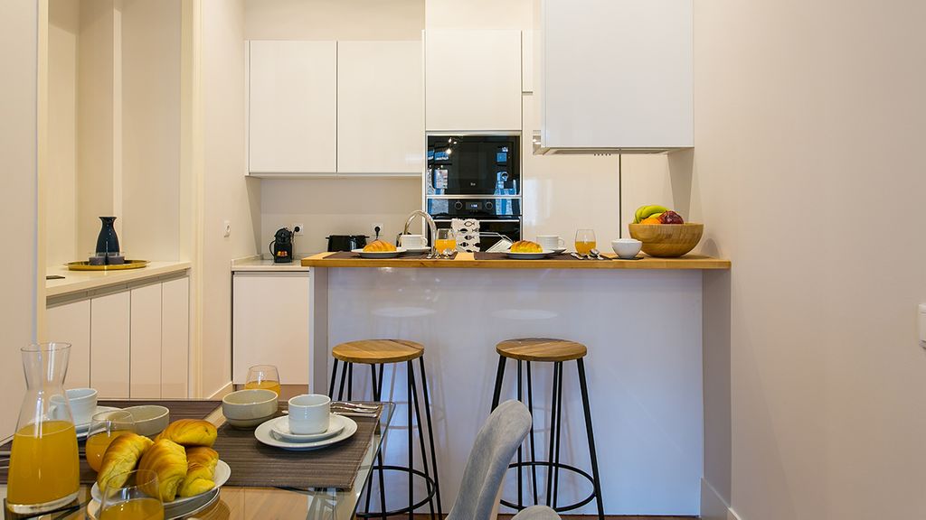 Cozy 3BDR Apartment in Estrela by LovelyStay