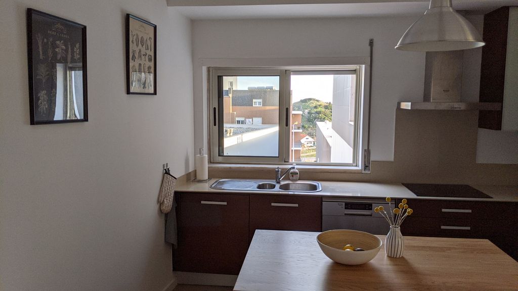 Sesimbra 3BDR Apartment W/Terrace by LovelyStay